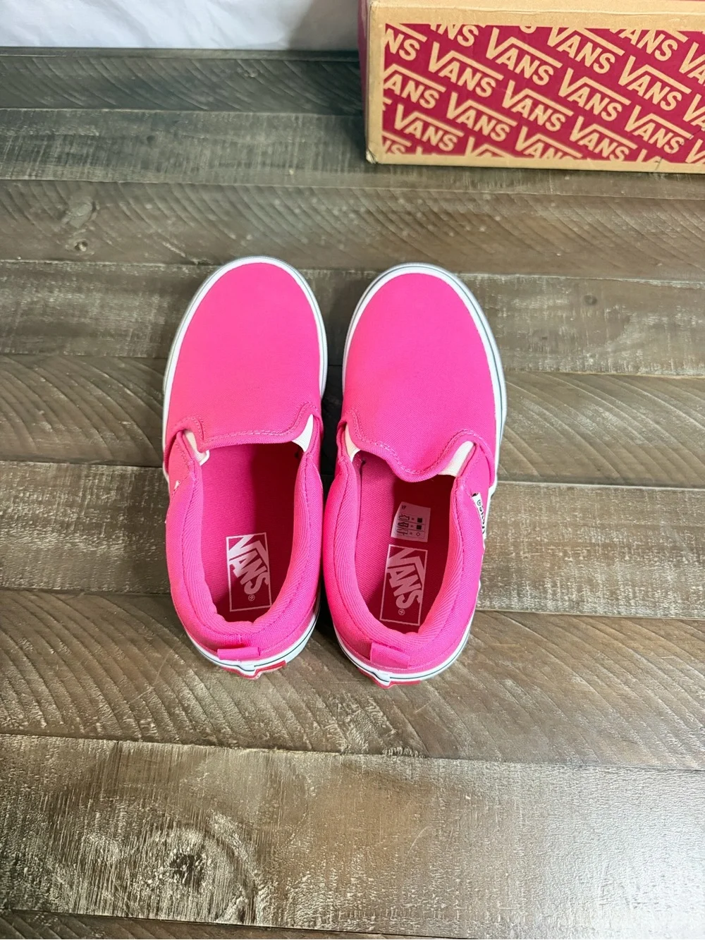 Vans slip kids